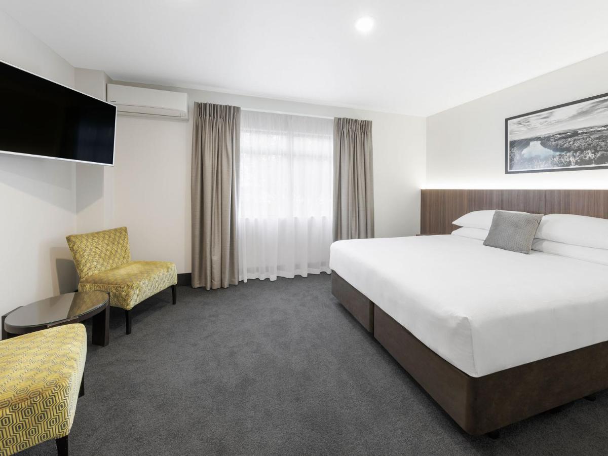 Jetpark Hamilton Airport New Zealand Hotel Rukuhia Exterior photo